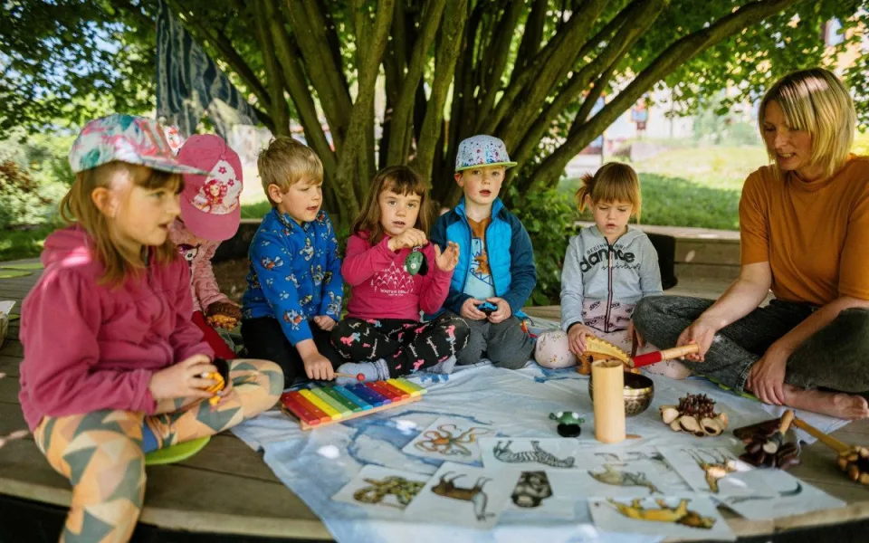 Jihočeská univerzita nabídne budoucím pedagogům nový předmět o výuce v mateřinkách.