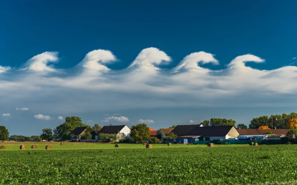 Úchvatné vlny u Vodňan: Lukáš Gallo boduje na světové soutěži fotografií počasí