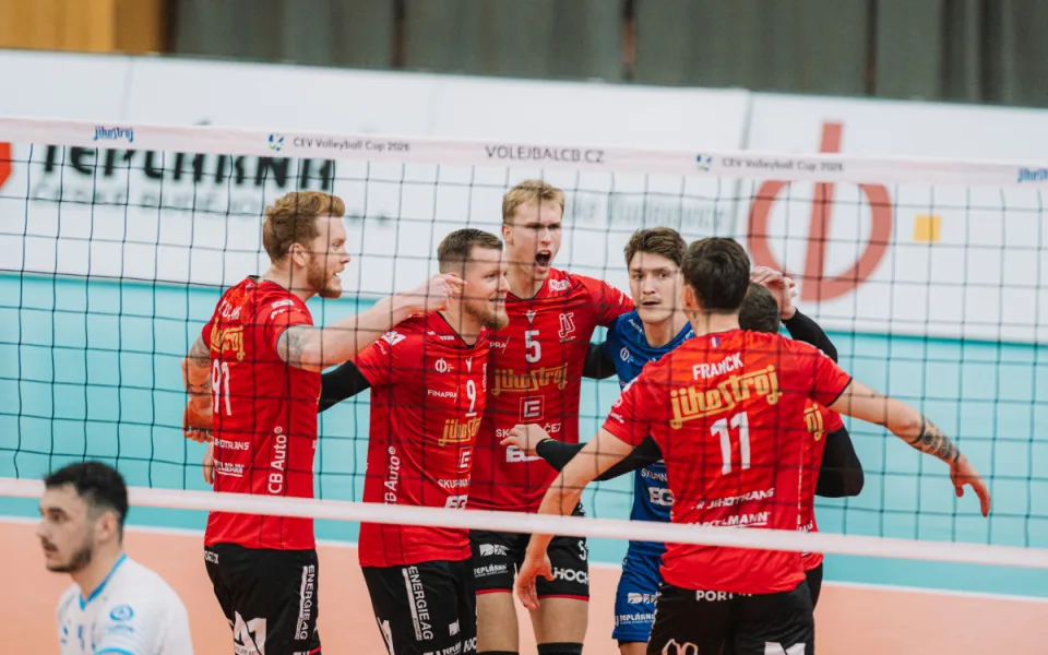 COV/Dan Kubat