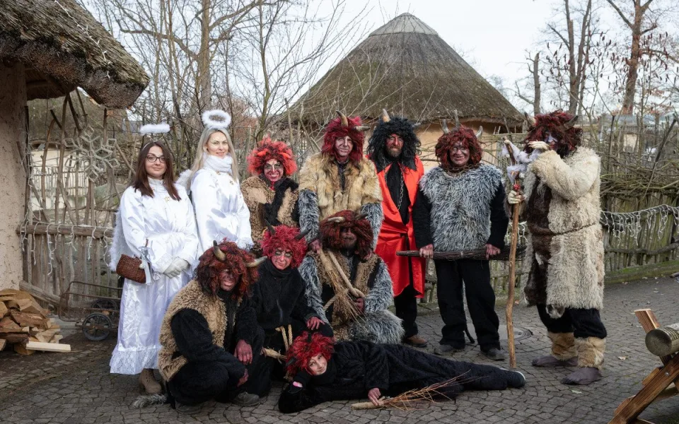 Čert a anděl přicházejí do Zoo. Tradiční akce pro celou rodinu