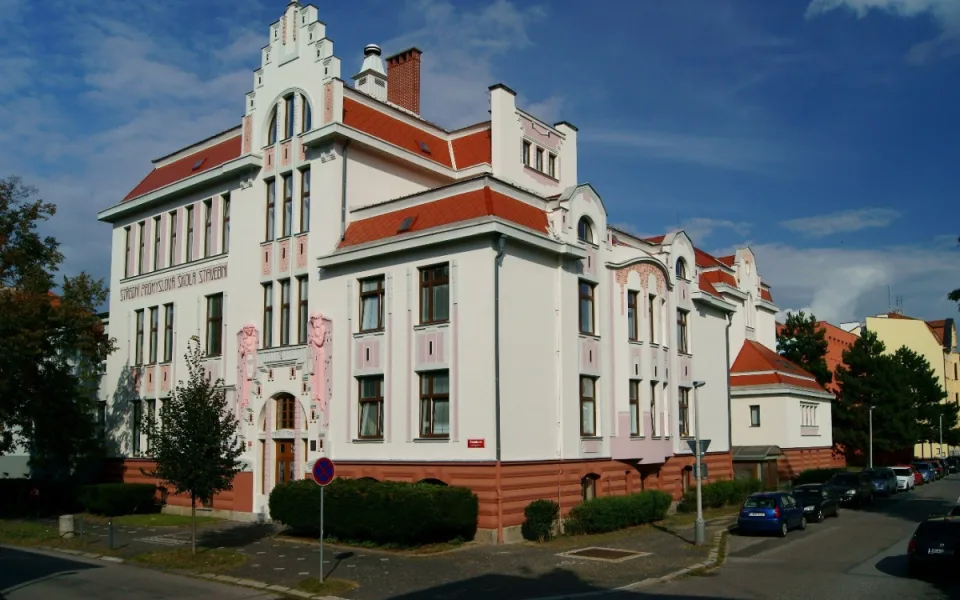 SPŠ stavební, více než stoletá tradice formuje novou generaci stavitelů.