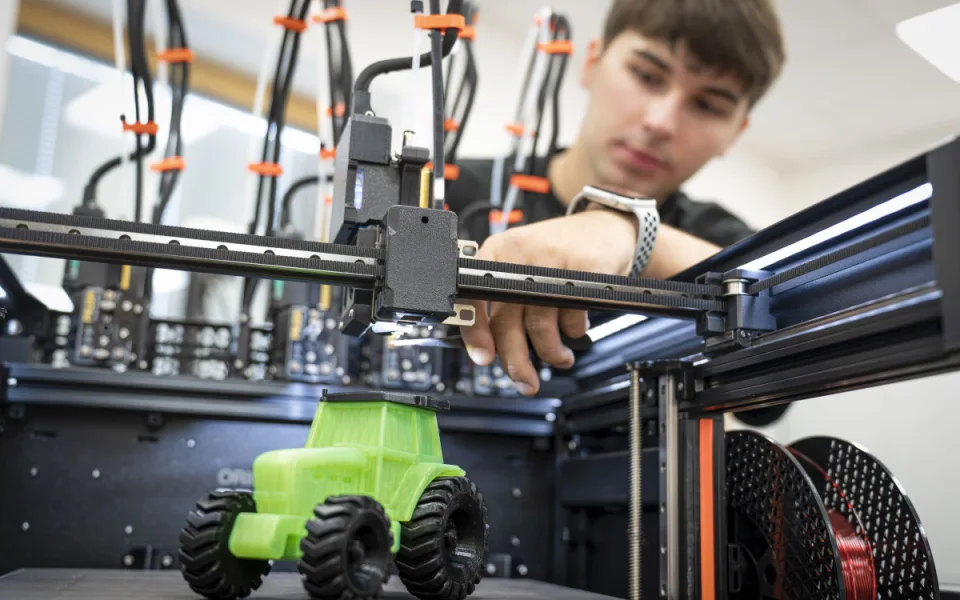 Firmy volají po odbornících, Jihočeská univerzita nabízí dva nové technické obory.