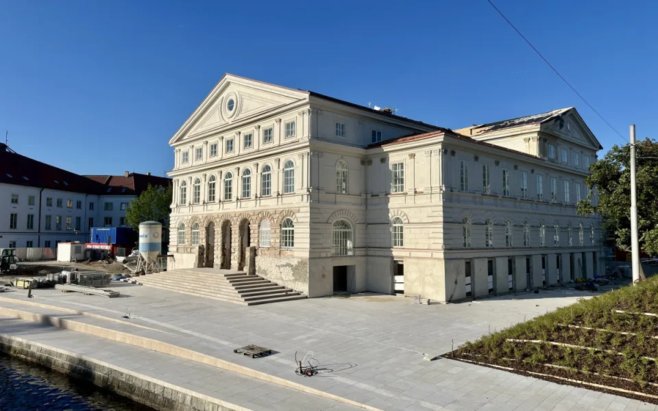 Kulturní zázemí je v Budějovicích zcela nedostatečné. Napravení stavu bude stát miliardy