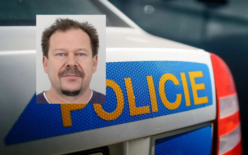 Odešel na vánoční večírek a od té doby ho nikdo neviděl. Po muži pátrá policie