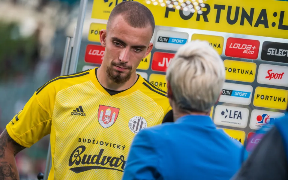 Podcast Střelák: Albánská fotbalová kabina je podobná té české, říká bývalý brankář Dynama