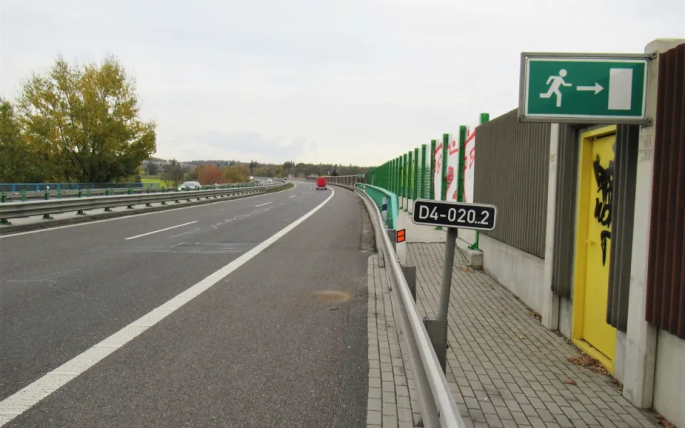 Na nové D4 loni projelo 15 tisíc aut denně. Na pokutách se vybralo 15 milionů