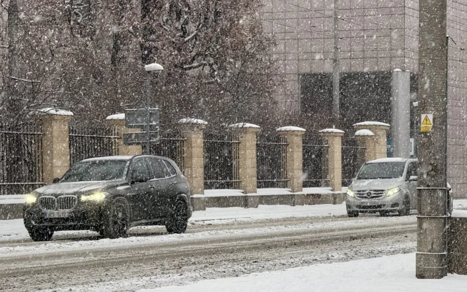 Počasí jak na houpačce. Dorazí sníh, mráz i obleva