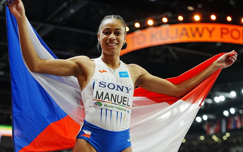 Česká čtvrkařka Lurdes Gloria Manuel je halovou mistryní světa