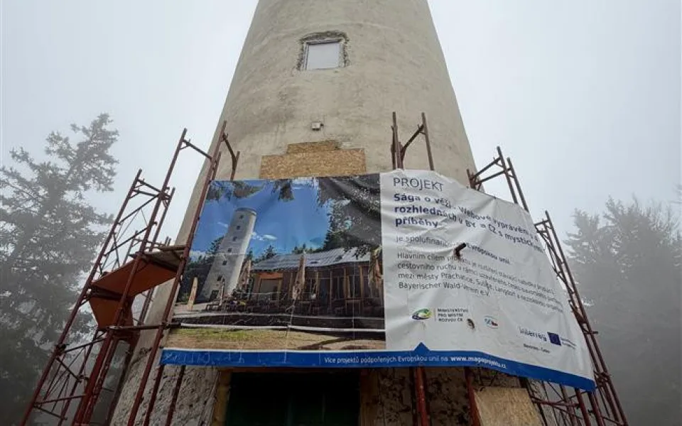 Rozhledna na Libíně prochází obnovou, přibude i výrazný prosklený portál