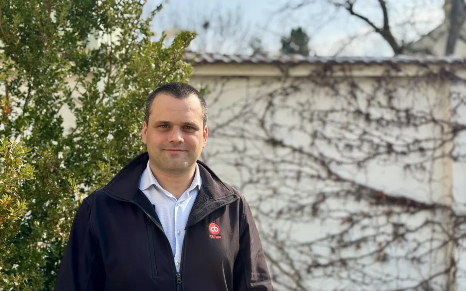 Automobily se rychle vyvíjejí. Bez nadšení pro obor ztratíte krok, říká automechanik