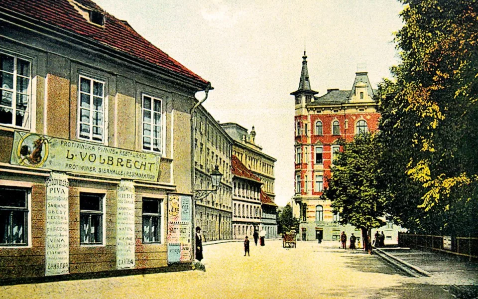 DRBNA HISTORIČKA: Silnice podle hradeb. Ulice Na Sadech dodnes kopírují opevnění města