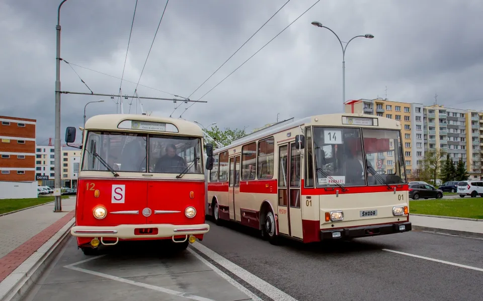 Budějce slaví 35 let trolejbusů, vyjedou vozy z 60. i 90. let.