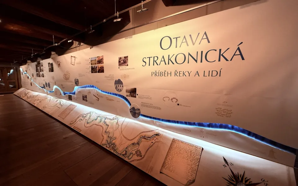 Výstava ve Strakonicích odhaluje zlato a perly řeky Otavy