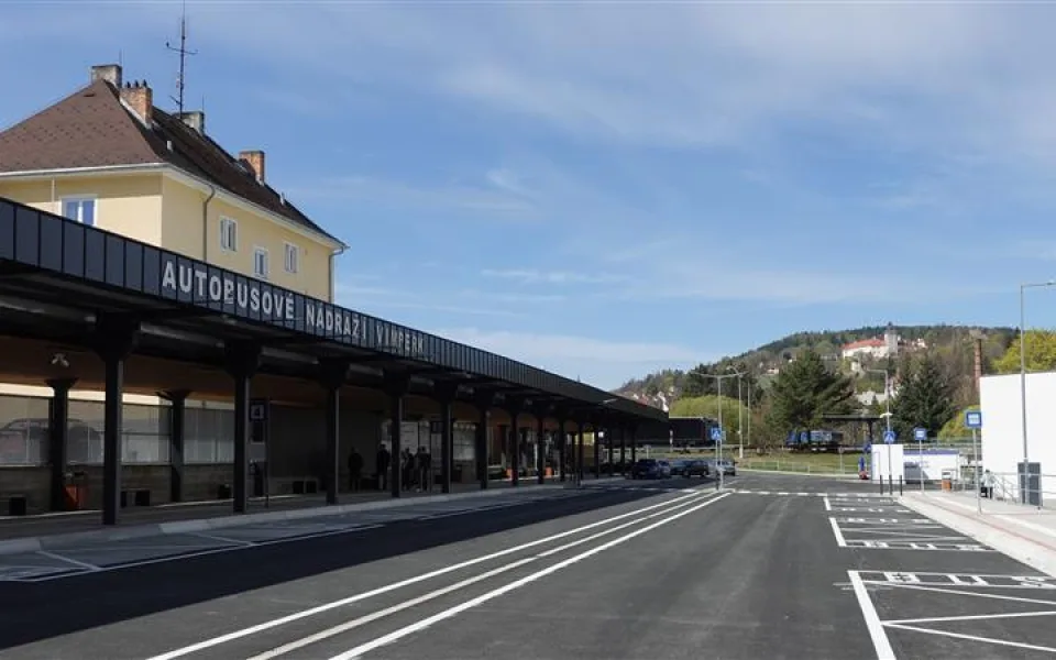 Rekonstrukce autobusového nádraží ve Vimperku finišuje, čeká se na kolaudaci.