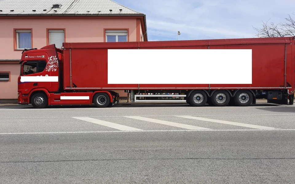 Celníci zastavili italský kamion, který převážel tuny odpadu. Mířil do Budějic