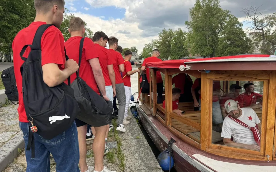 Sešívaní z Koháče vyrazili na vítězný pohárový zápas lodí.