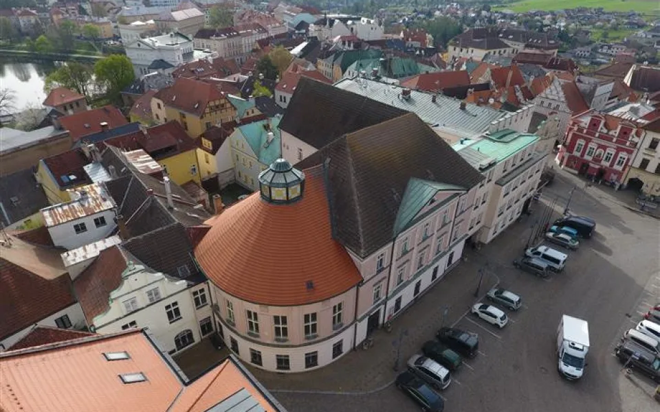 Tábor chce na podzim vypsat soutěž na opravu bývalé pošty