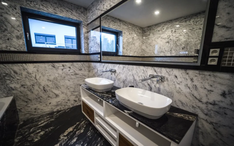 Kámen, tradice i moderní design. Rodinné kamenictví Jatvar hledá nové kolegy
