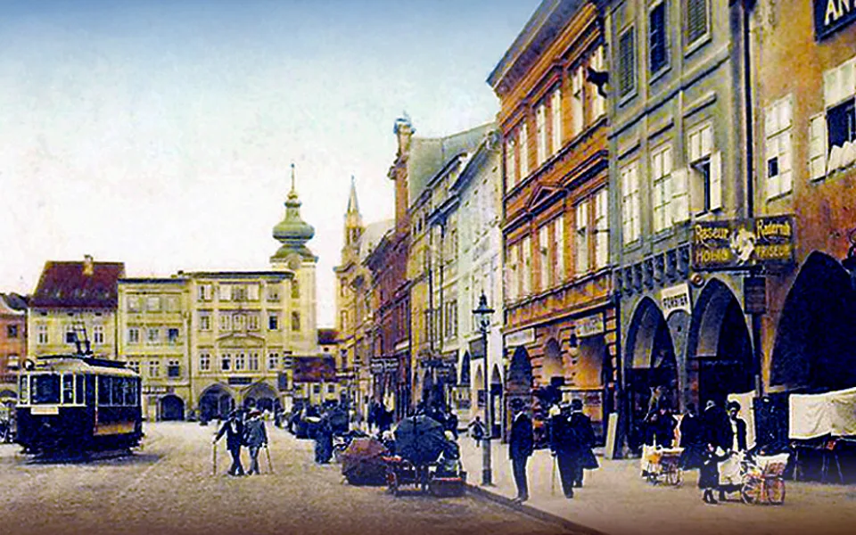 DRBNA HISTORIČKA: Severní strana náměstí bývala nejživější částí centra