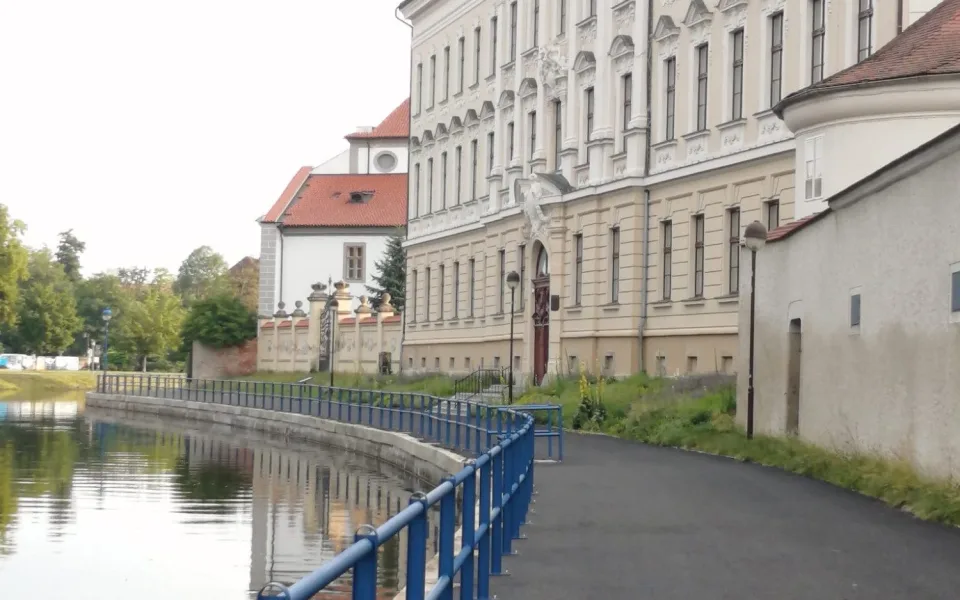 Stezka u Slepého ramene je znovu otevřená, Múzy na vodě však čeká změna