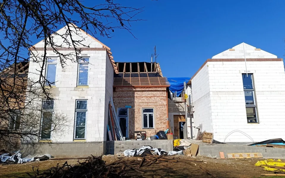 Charita Písek shání peníze na opravu azylového domu ve veřejné sbírce