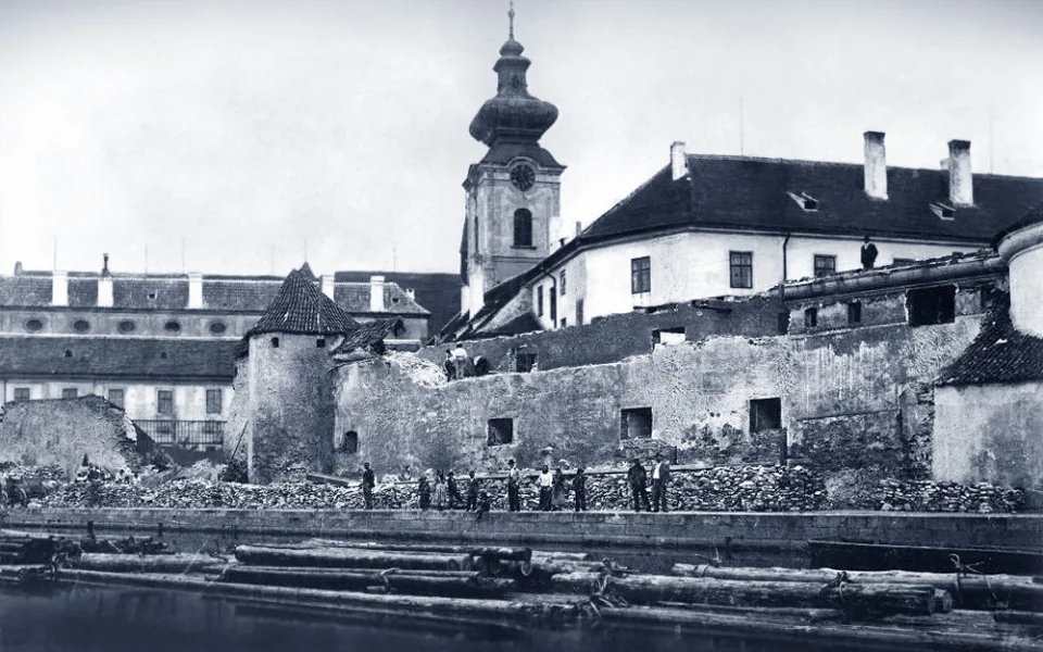 DRBNA HISTORIČKA: Královská mincovna v Budějovicích razila stříbrné tolary pro celé království