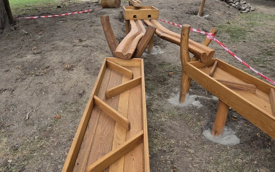 V Kaplici vzniká nová kuličkodráha za 300 tisíc. Atrakce bude těšit děti v Kaštance