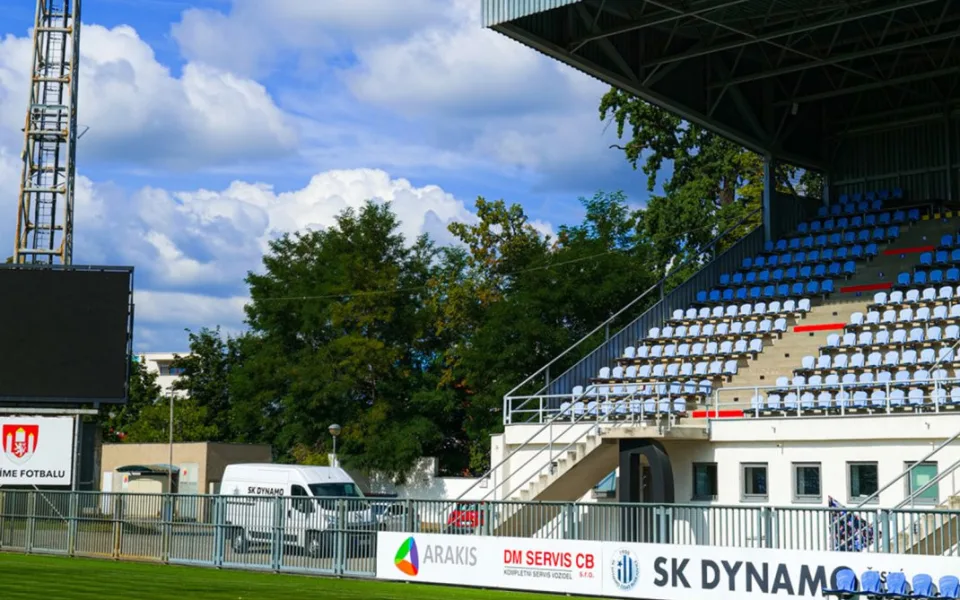 Dynamo míří do třetí ligy. Vstupenky za 80 korun už na internetu nekoupíte