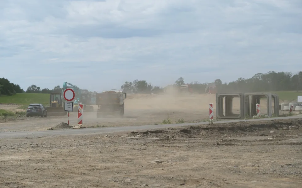 ŘSD zahájilo stavbu obchvatu Sedlice a Hněvkova na Strakonicku na I/20