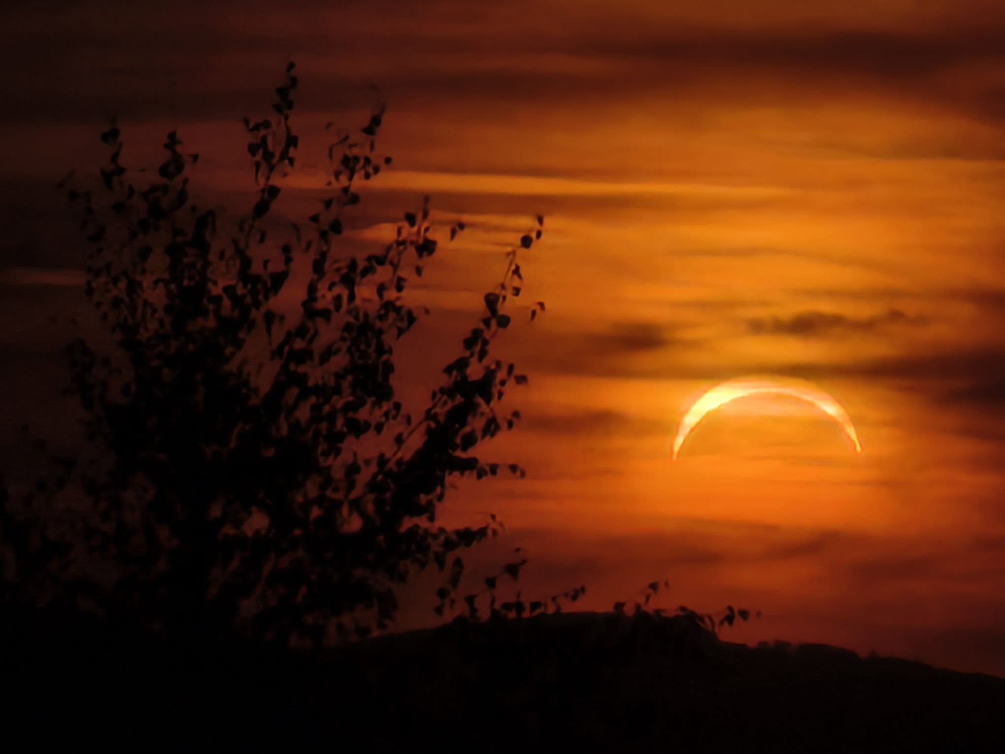 Zatmění Slunce očima našich čtenářů. Podívejte se na jejich úchvatné fotografie