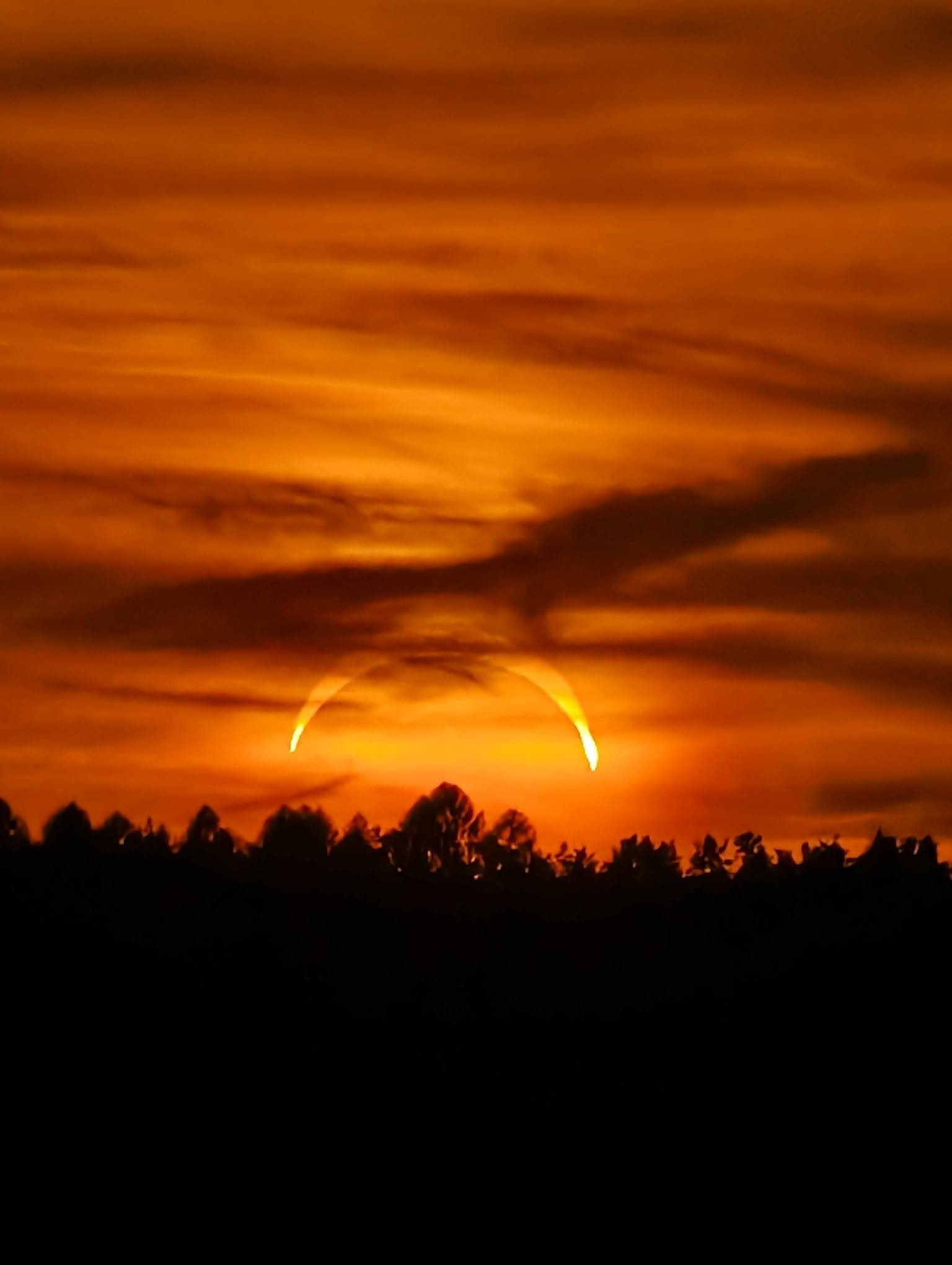 Zatmění Slunce očima našich čtenářů. Podívejte se na jejich úchvatné fotografie